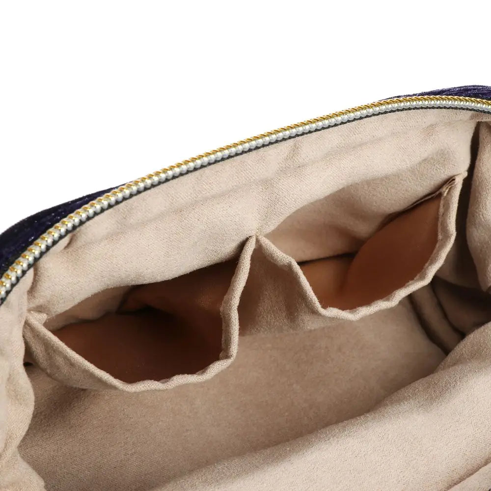 trousse de toilette brodée
