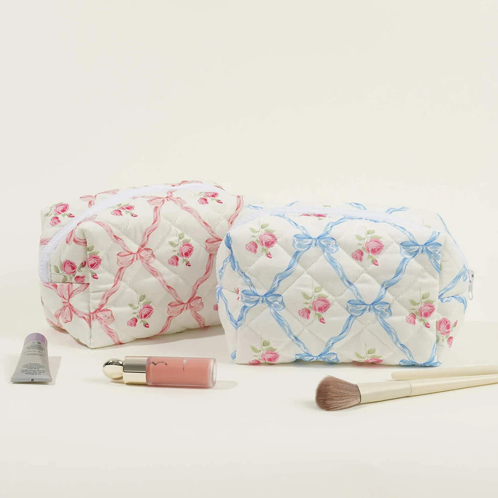 trousse de toilette fleurie matelassée