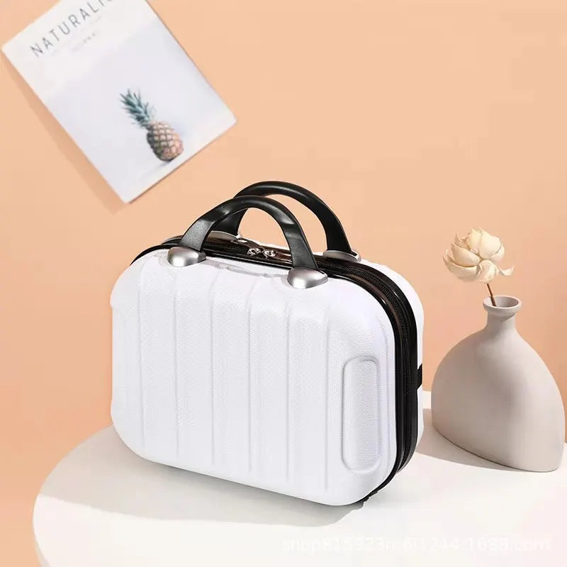 trousse de toilette rigide