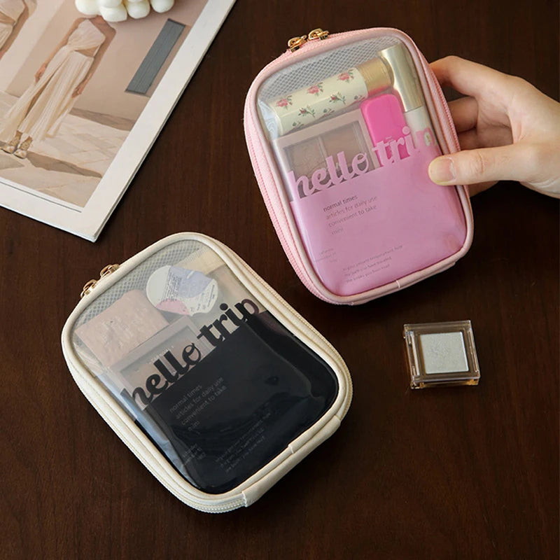 petite trousse de toilette et de maquillage