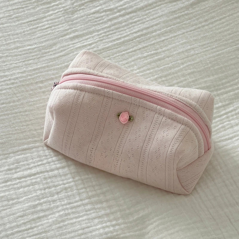 belle trousse de toilette femme