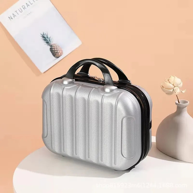 trousse de toilette rigide