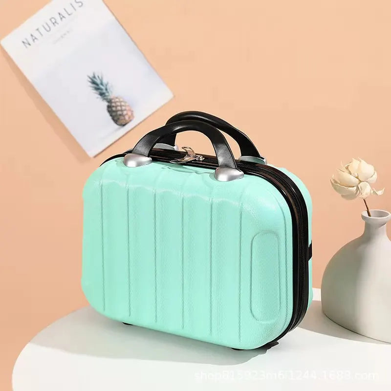trousse de toilette rigide