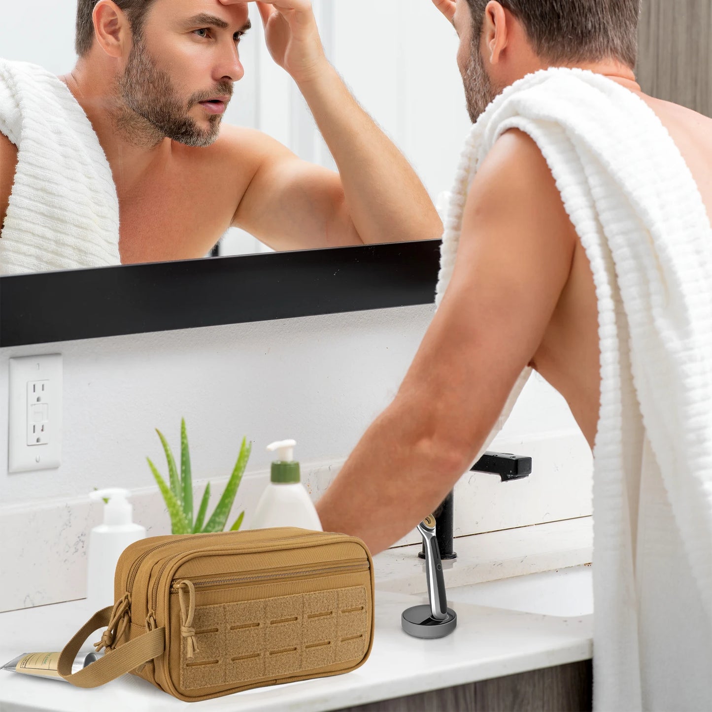 trousse de toilette militaire