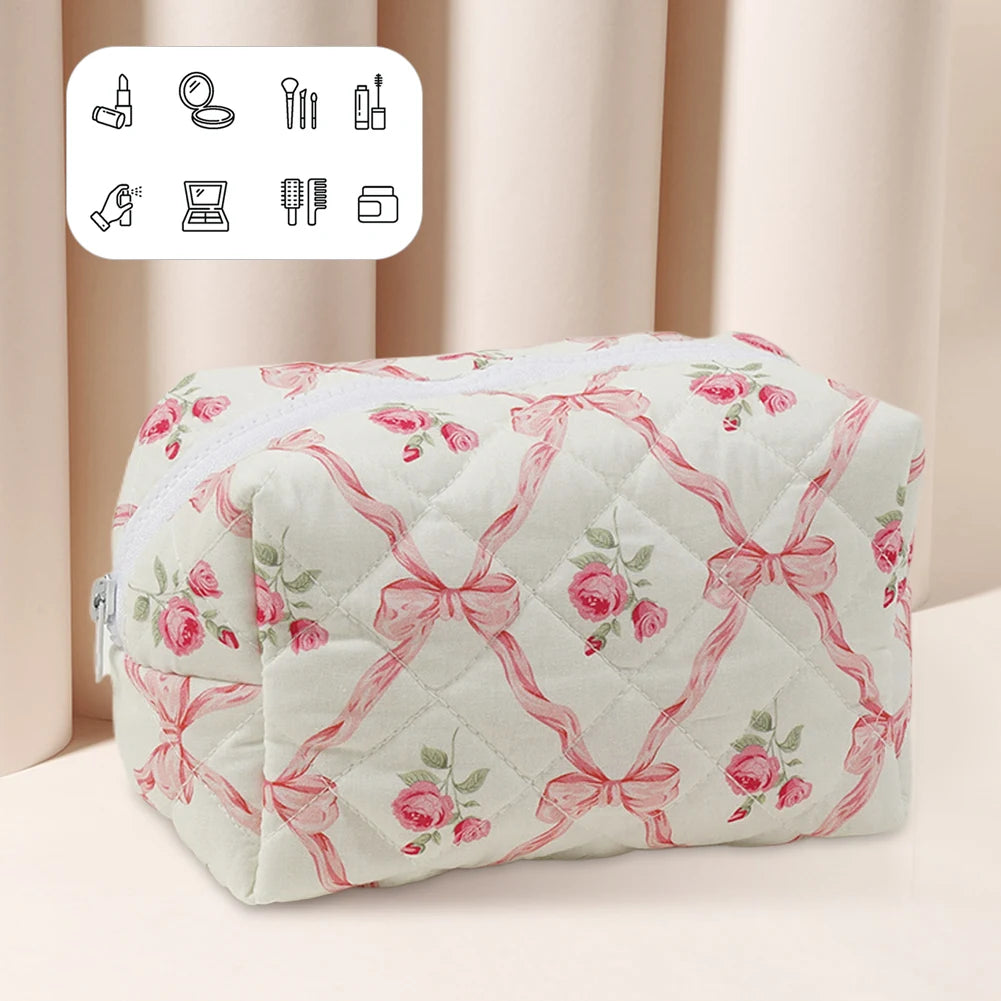 trousse de toilette fleurie matelassée