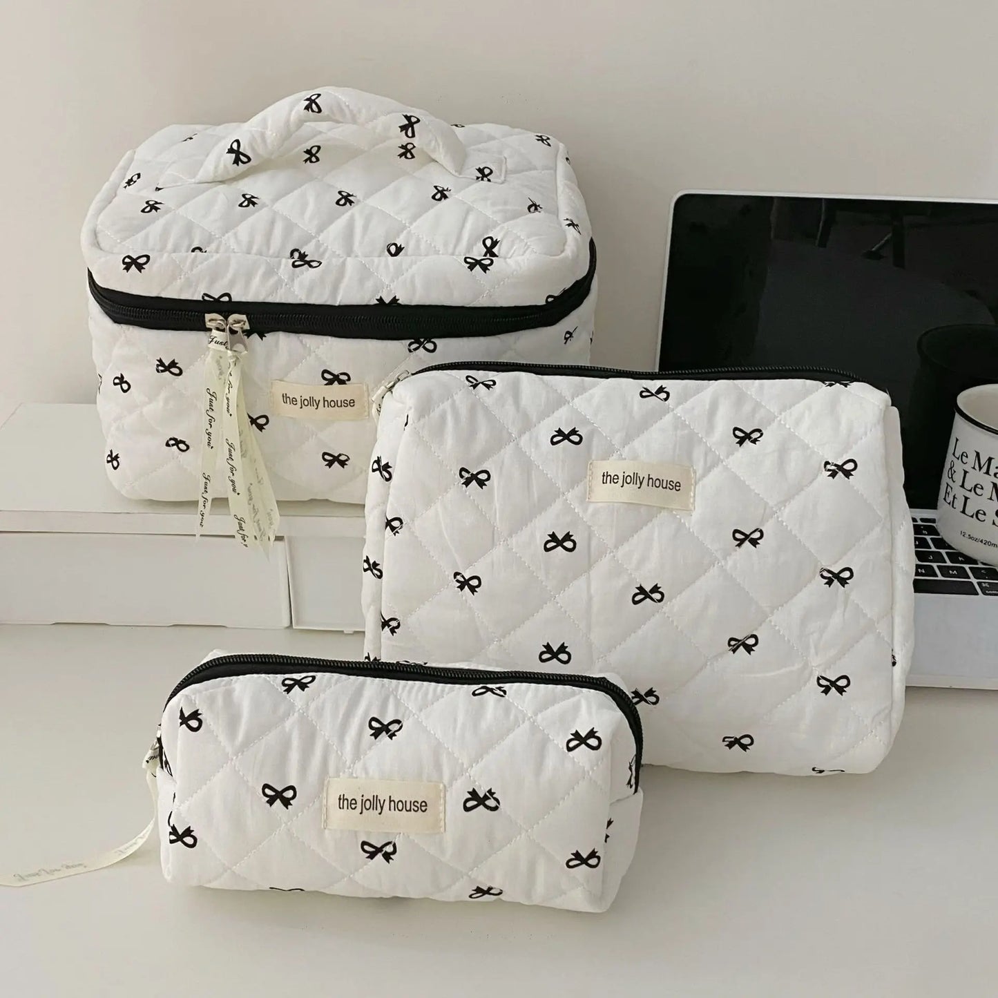 trousse de toilette matelassée