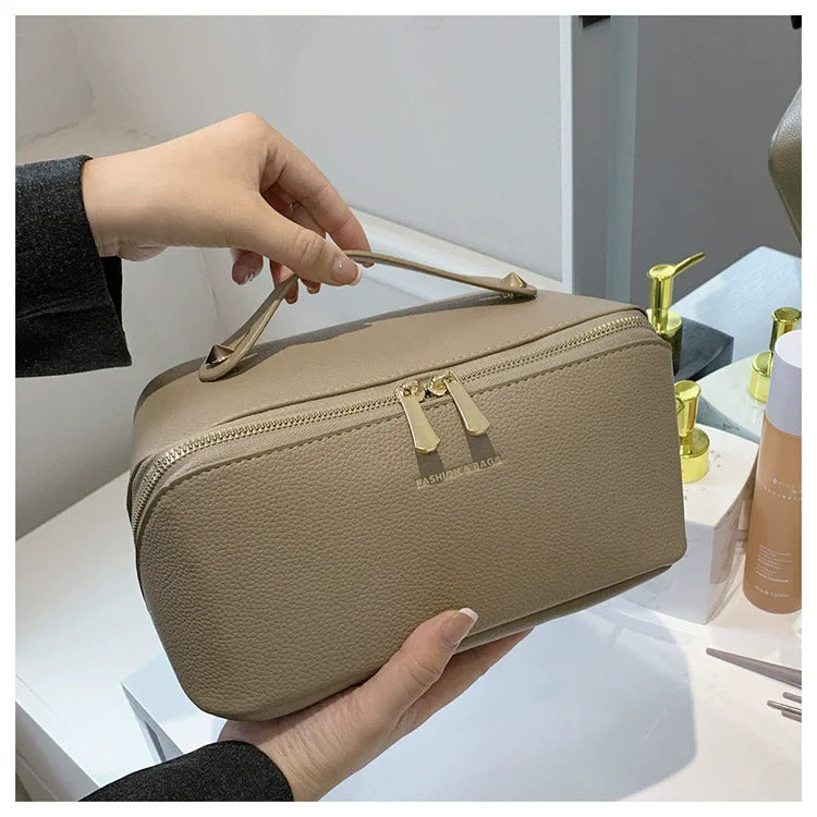 trousse de toilette femme luxe