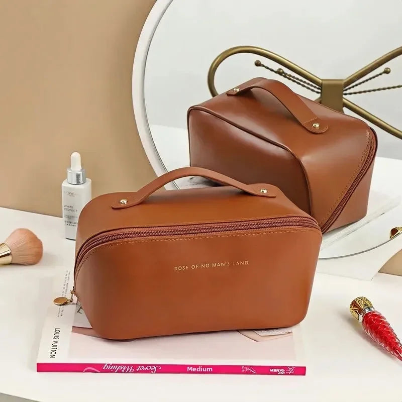 trousse de toilette de marque femme