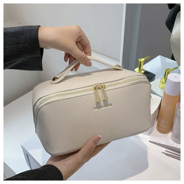 trousse de toilette femme luxe