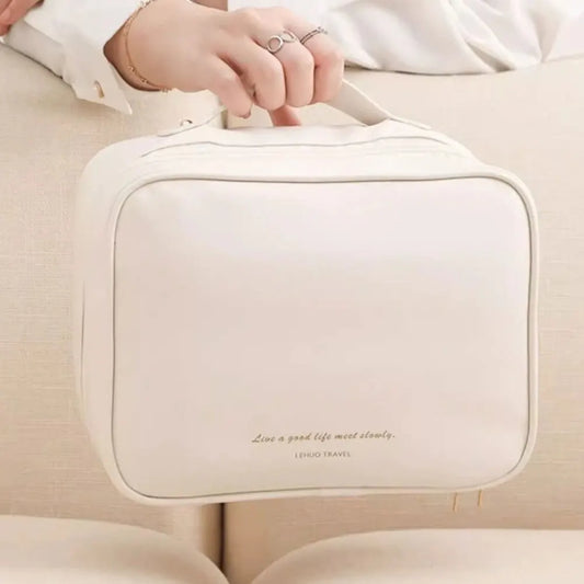 grande trousse de toilette femme tendance