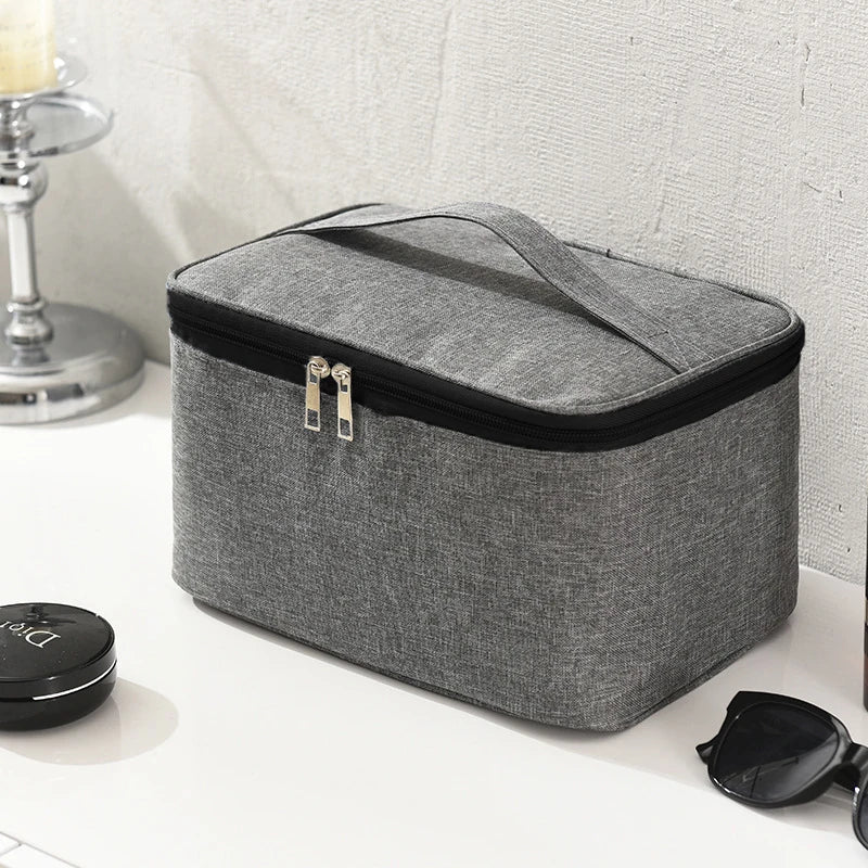 grande trousse de toilette