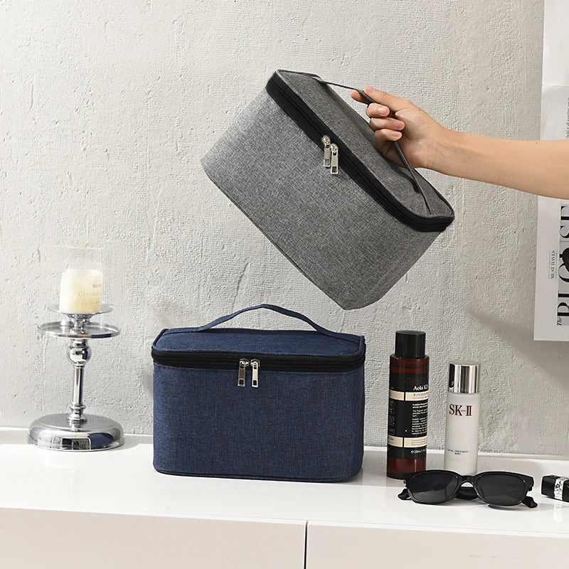 grande trousse de toilette